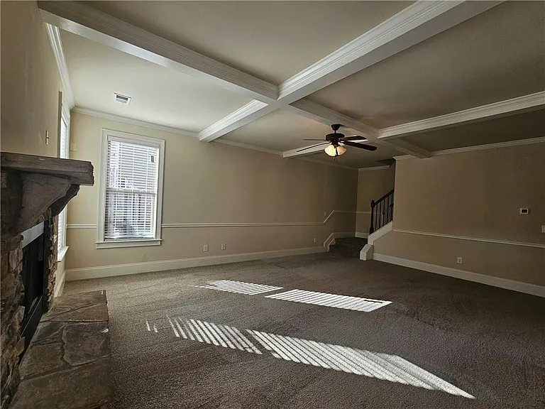 1550 Horseshoe Creek Ln — Photo 5