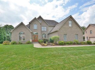 1017 Oak Ridge Rd, Canonsburg, PA 15317