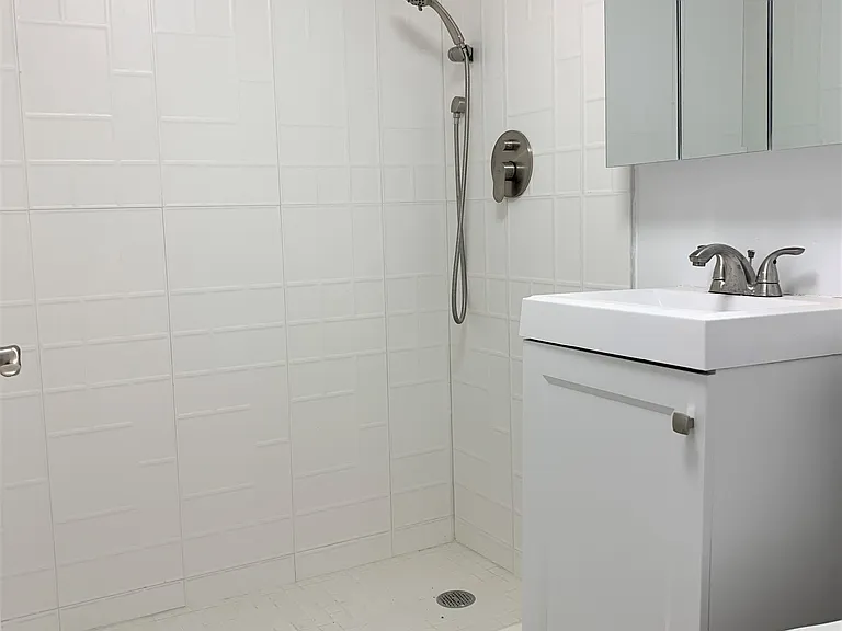 126 W 82nd St #1 — Photo 8