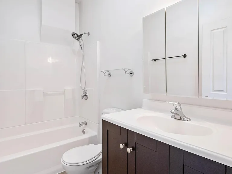 3316 Salena St — Photo 14