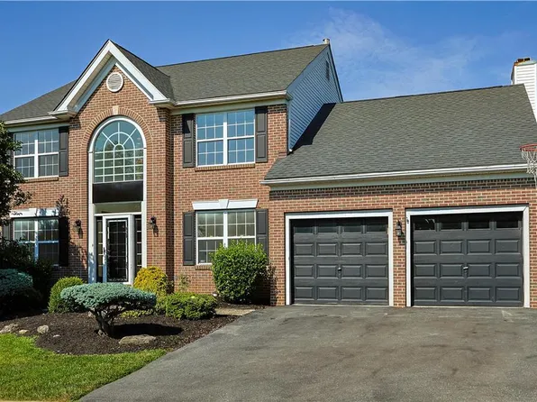 2403 15th St, Bethlehem, PA 18020