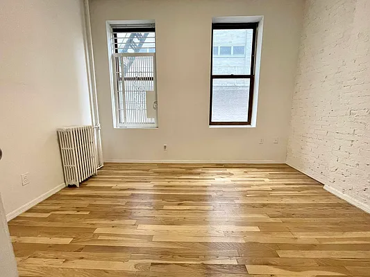 Rented by JM Preston Properties LLC | media 21