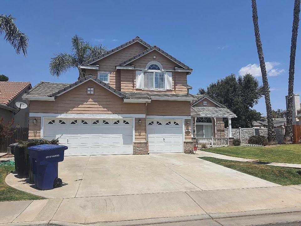 1st image of 884 Redwood Cir #1