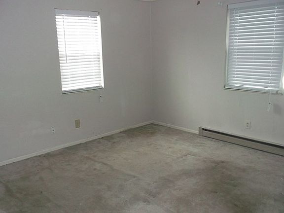 5th image of 178 Hager Ave