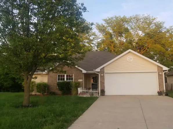 4710 Fenimore Dr, Columbia, MO 65202