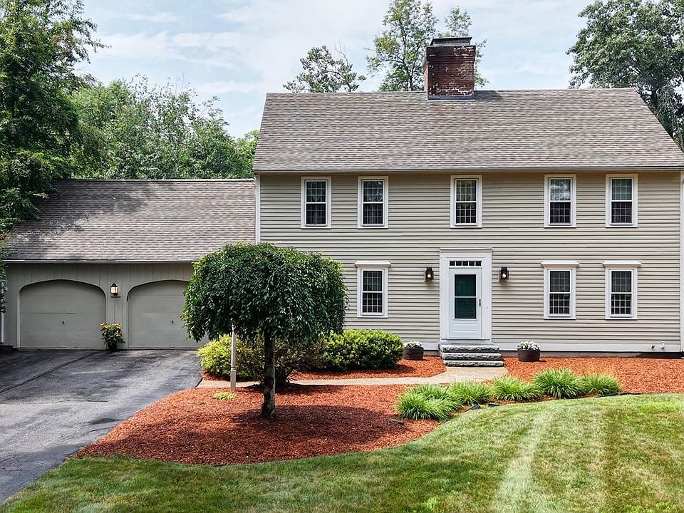 1st image of 22 Horace Greeley Road