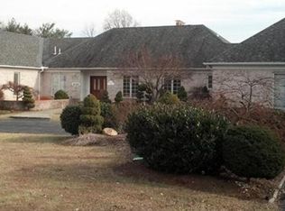 2040 Mayflower Dr, Silver Spring, MD 20905