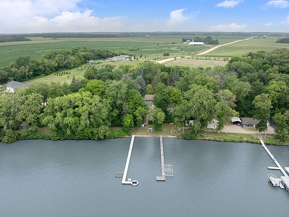 3rd image of 6950 French Lake Ct