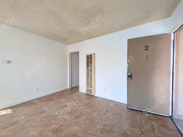 2 bed, 1.0 bath, 700 sqft, $1,850 — Photo 4