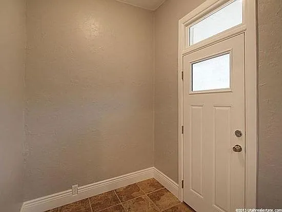 2 bed, 2.0 bath, 2000 sqft, $2,800 — Photo 4
