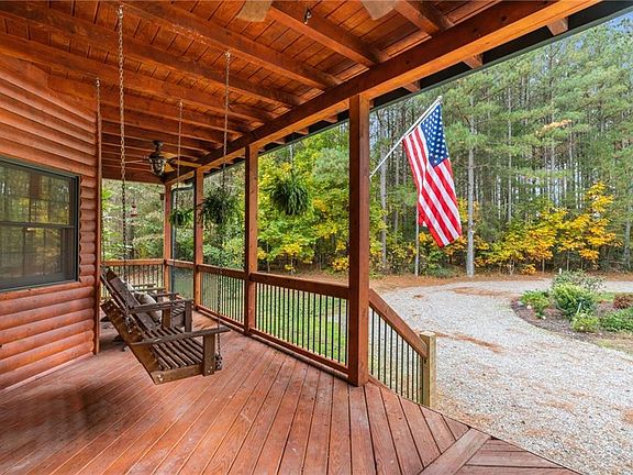 3rd image of 3105 Piney Slope Ln