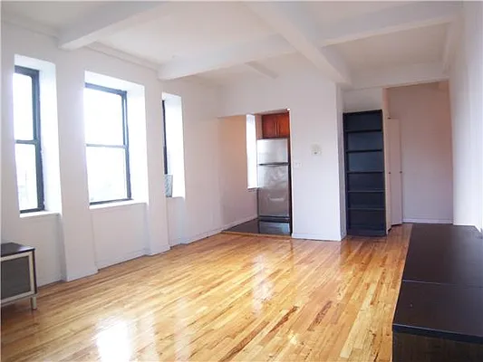 Rented by I & I New York | media 19