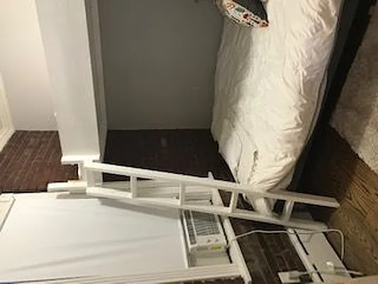 Rented by Yael Dunsky Real Estate | media 31