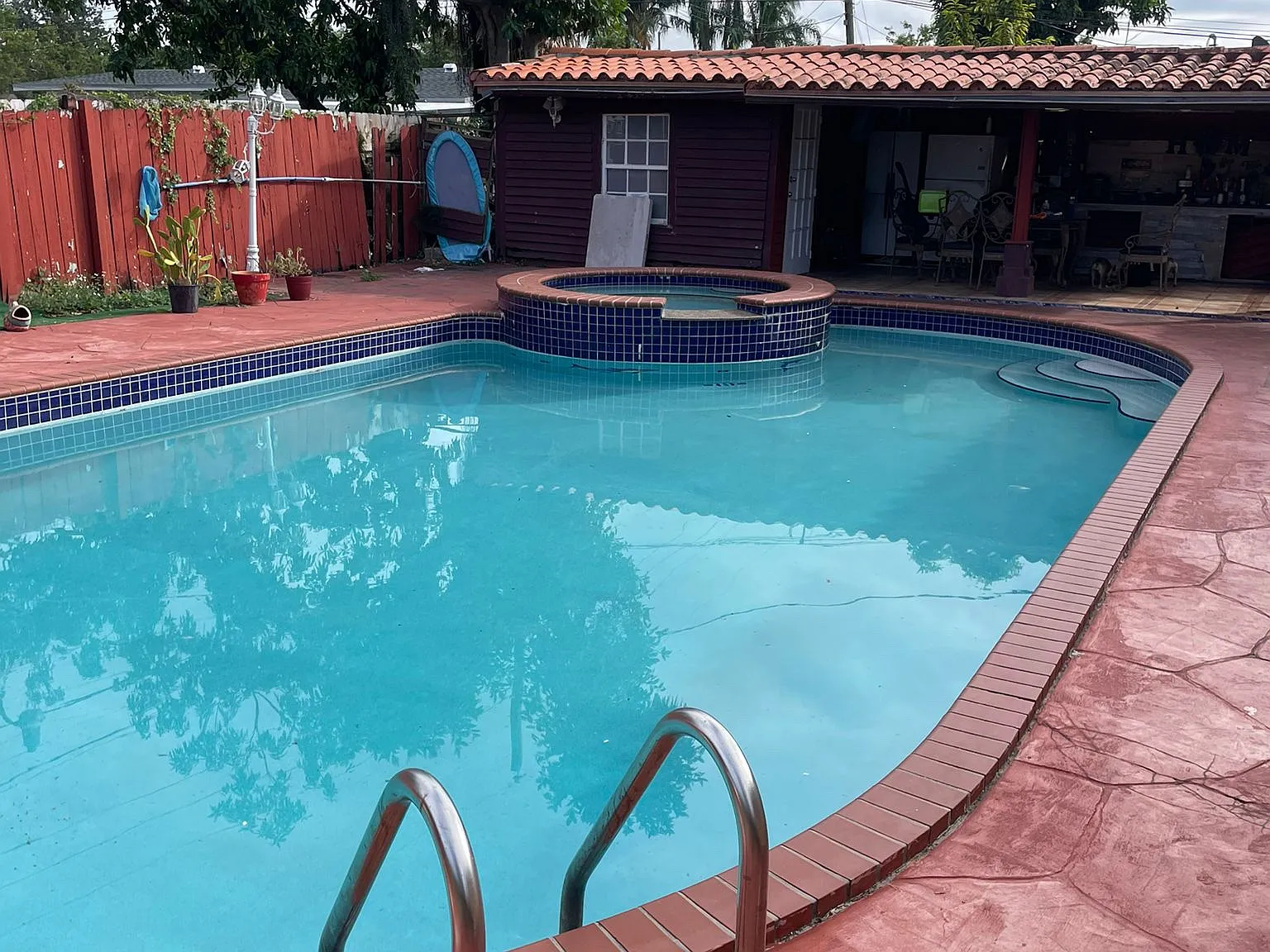 5 bed, 3500 sqft, $4,500 — Photo 2