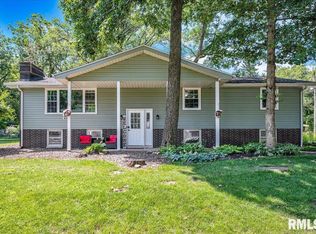 1536 Hickory Point Rd, Metamora, IL 61548