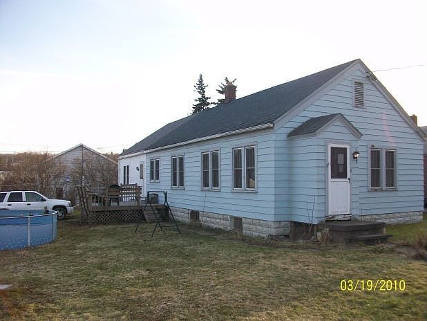 1st image of 7 W 2nd St