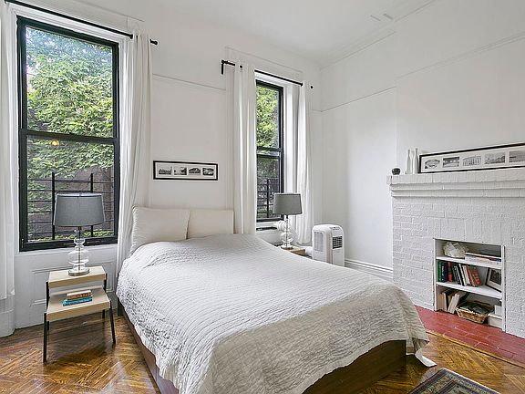 3rd image of 331A Stuyvesant Ave #1
