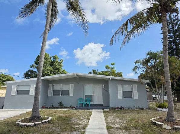 1701 NE 42nd Ct, Pompano Beach, FL 33064