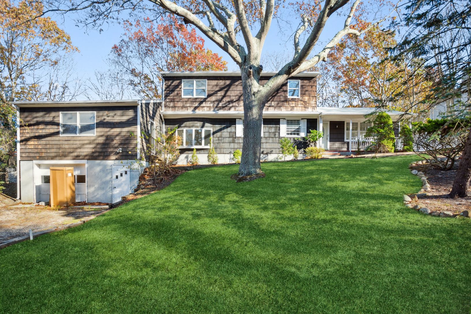 43 Ridge Rd W, Sag Harbor, NY 11963 Out East