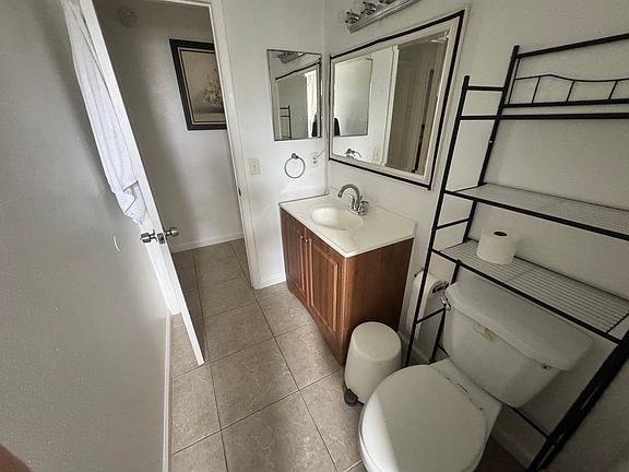 2nd image of 120 Oaxaca Ln