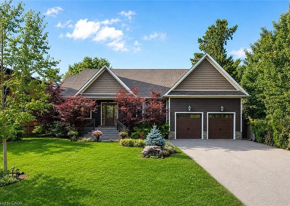 1st image of 2073 Deramore Dr