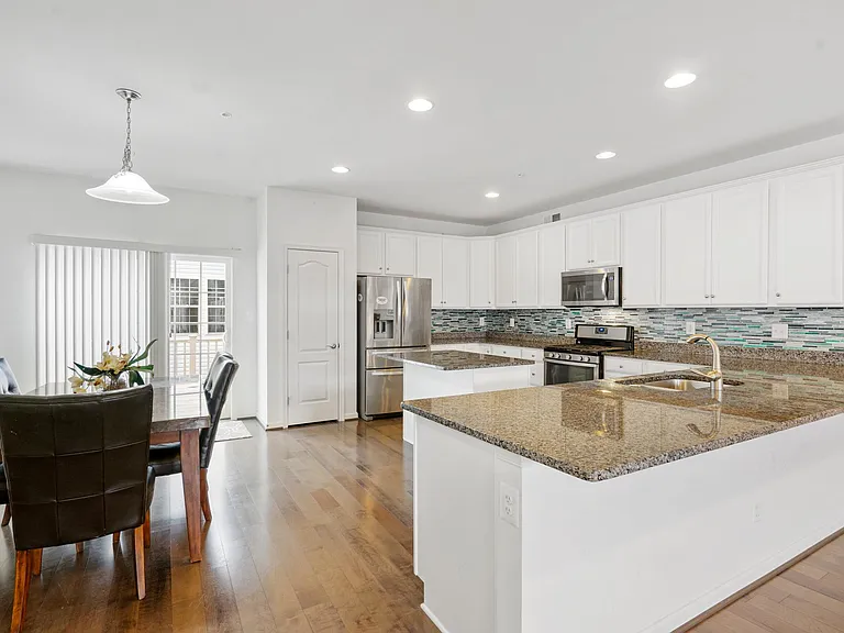 7928 John Galt Way — Photo 4