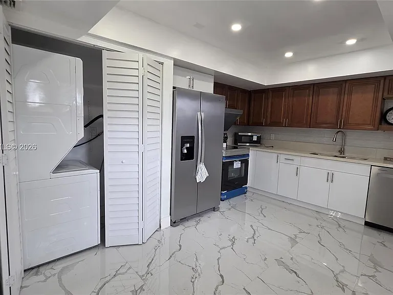 7085 W Sunrise Blvd #7085 — Photo 9