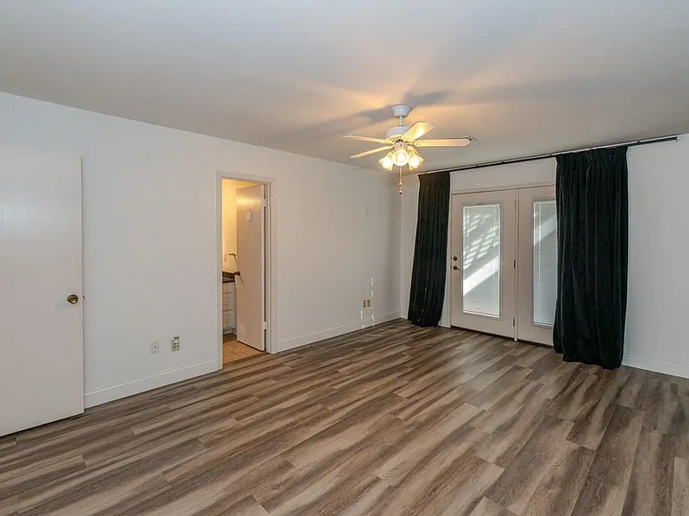 5975 Meadow Way — Photo 11