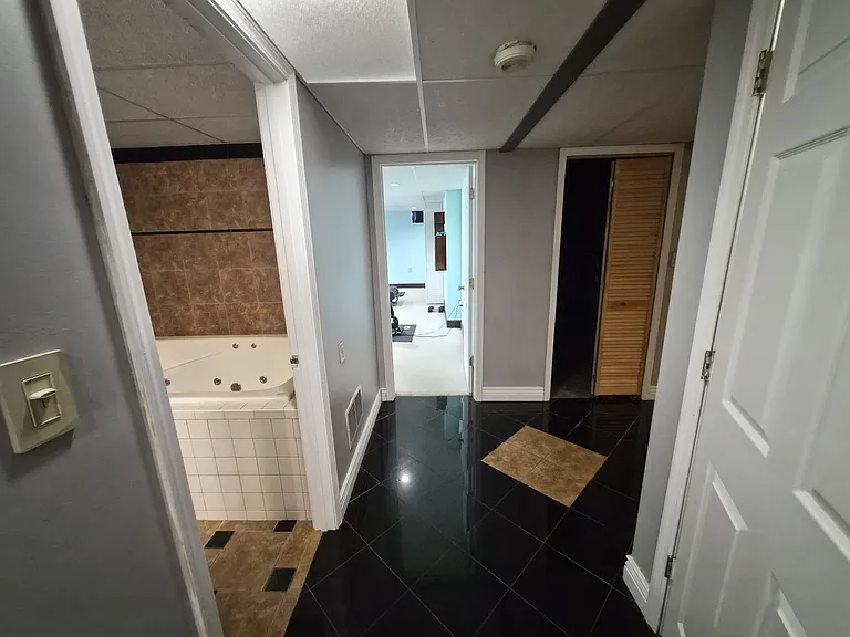 1809 Red Clover Dr — Photo 37
