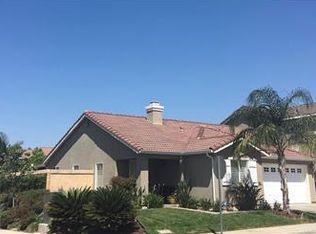 906 Eaglesnest Dr, Corona, CA 92879