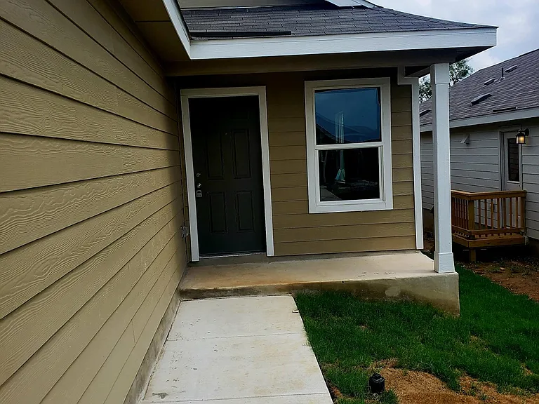 7102 Satellite Dr — Photo 8