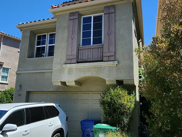9565 Casa Bella Ct — Photo 41