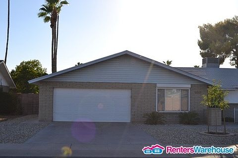 1st image of 4916 S Clark Dr