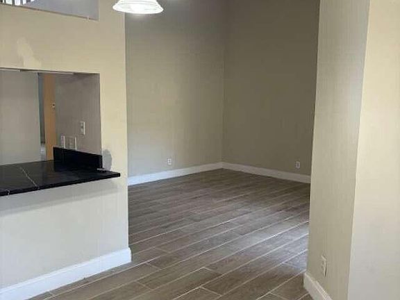 5th image of 1088 Coral Club Dr #1088