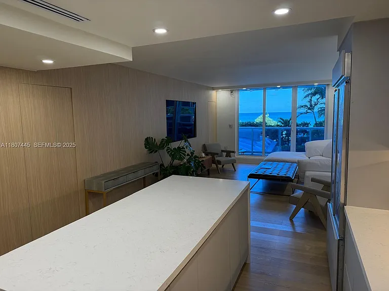 2301 Collins Ave #525 — Photo 7