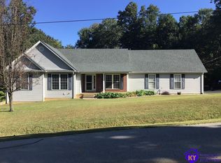 70 Strawberry Cir, Brandenburg, KY 40108