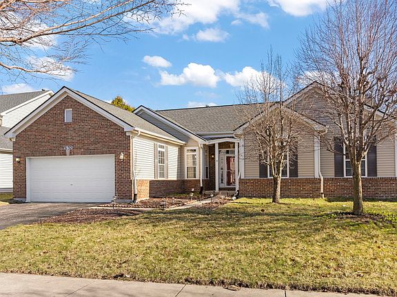 2nd image of 2132 Colonial St