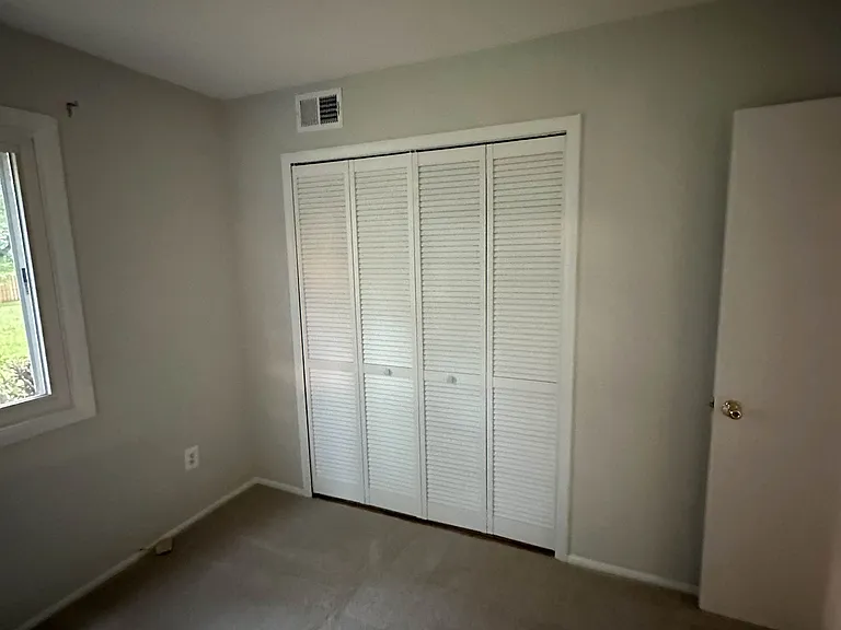 20 Regis Cir — Photo 13