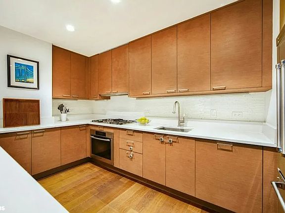 4th image of 230 W 78th St APT 2A