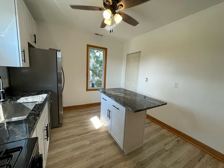 240 Sawyer Ave #2 — Photo 4