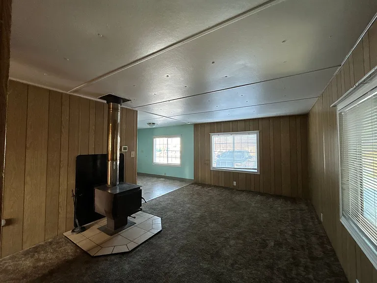 130 Jefferson Ave — Photo 6