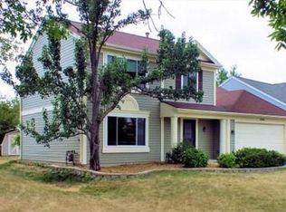 1444 Golden Oaks Pkwy, Aurora, IL 60506