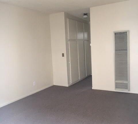 4th image of 1334 W Carson St APT 7
