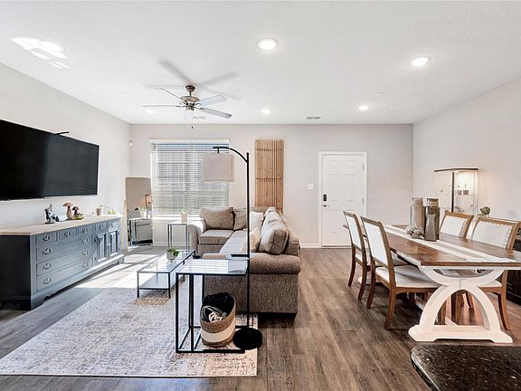 3rd image of 2917 Bluets Dr #1