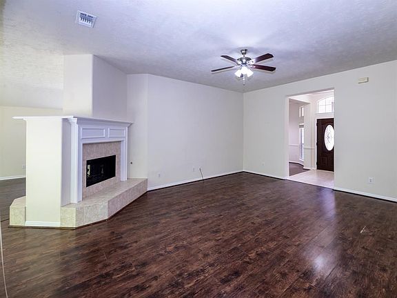 5th image of 1830 Oakwood Court Dr