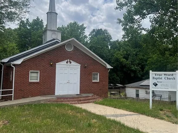 219 Jackson Ave, Lexington, NC 27295