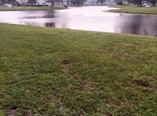 2005 Westbury Cir #F, Deerfield Beach, FL 33442