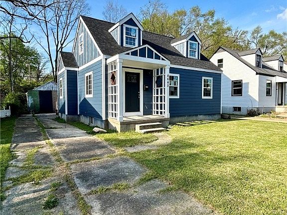2nd image of 4645 Forsythe Ave