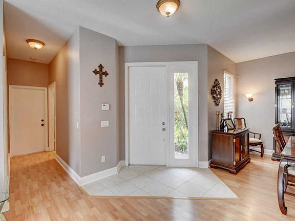5th image of 5053 Starblaze Dr