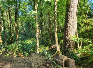 Hillcrest Dr, Scappoose, OR 97056